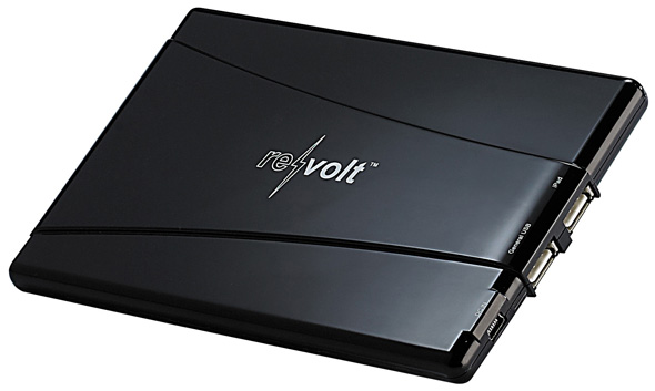PX-2743_1_revolt_10.000mAh_Universal-Powerbank_mit_2x-Ladeport Die Universal-Powerbank von Revolt bietet 10.00 mAh und 2 Ladeports (Foto: Pearl)