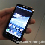 MWC 2012: Motorola Motoluxe vorgestellt (inkl. Hands-On Video)